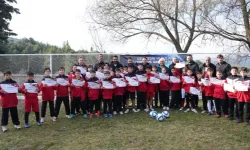 Denizli'de geleceğin yıldızları futbol kampında buluştu