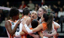 Derbide 3 puan Eczacıbaşı Dynavit’in!