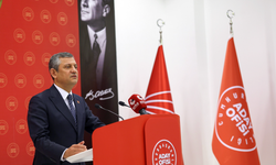 CHP lideri Özgür Özel'den aday ofisinde: İktidar için sandığı bekliyoruz