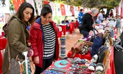 İzmir Bornova'da yılbaşı hediyelik eşya günleri