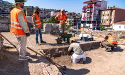 İzmir Büyükşehir'den kent tarihine güçlü destek