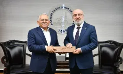 Memduh Büyükkılıç'tan KAYÜ'ye gastronomi teşekkürü