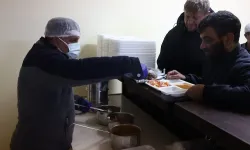 Antalya Büyükşehir soğuk havalarda evsizleri 'BİMEKAN'da' ağırlıyor