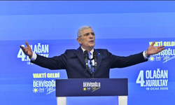 İYİ Parti'de Müsavat Dervişoğlu yeniden Genel Başkan seçildi