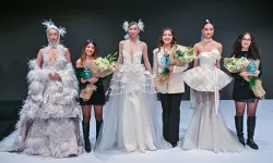 Genç tasarımcılar İzmir'de podyuma çıktı