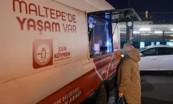 İstanbul Maltepe'de vatandaşlara sıcak çorba ikramı