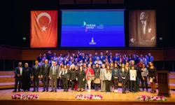 İzmir'de tarihe koruyanlar ödüllendirildi