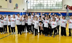 Ankara'da çocuklara 'Fabrika Voleybol' projesi