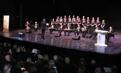 Antalya'da 'Bahar Bitti Güz Bitti' konseri büyük beğeni topladı