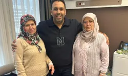 Çanakkaleli iki kız kardeş kanseri aynı gün Bursa'da yendi