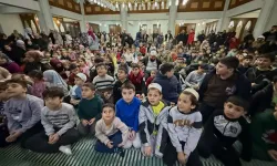 Gölcüklü çocuklar Ramazan coşkusunu camilerde yaşıyor