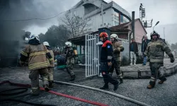 İzmir Bornova'daki fabrika yangını söndürüldü