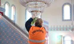 İzmir'de ibadethaneler için temizlik mesaisi