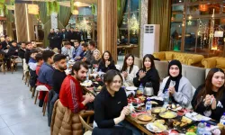 Başkan Rasim Arı Nevşehirli sporcularla sahurda buluştu