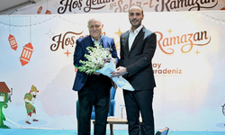 Nihat Hatipoğlu Gaziosmanpaşa Meydanı'nda...