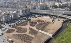 İzmir İtfaiyesi Korusu için ilk fidanlar toprakla buluştu