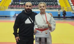 İzmitli Özge Çolak Judoda Türkiye üçüncüsü oldu