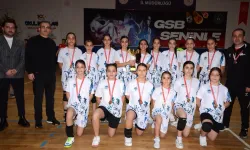 Kayserili hentbolcular şampiyonluğa ulaştı