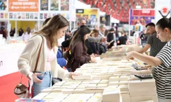 Bursa Osmangazi, sevilen yazarları okurlarla buluşturuyor