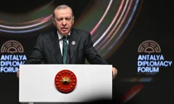 Erdoğan'dan Antalya'dan barış ve diyalog mesajı