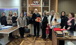 Süleyman Soylu'ya Trabzonlu Kadınlar'dan anlamlı ziyaret...