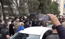 Okullardaki Şiddete Hatay’dan Sert Tepki: Eğitim Sendikaları Bakan Tekin’i Protesto Etti