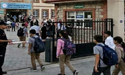 İçişleri: Okullarda güvenlik tedbirleri artırıldı