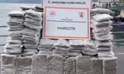 İstanbul açıklarında narko operasyon... Kilolarca skunk ele geçirildi