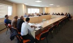 İstanbul Maltepe'de yetkilileriyle muhtarlar bir araya geldi