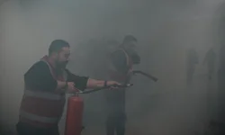 İzmir'de afetlere karşı tam hazırlık... Tatbikat gerçeği aratmadı