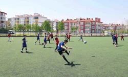 Konya Karatay'da sahada kardeşlik turnuvası