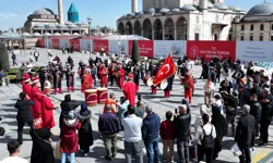 Konya meydanlarında mehter coşkusu