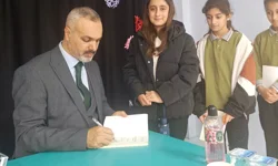 Veysel Karani'de öğrencilere 'başarıda arkadaş seçimi' anlatıldı