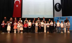 Bursa Nilüfer'de kitap kurtları ödüllendirildi