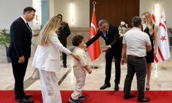 Erhürman Çifti KKTC'de bayram tebriklerini kabul etti