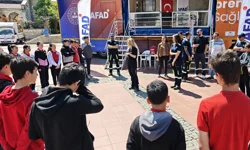 İzmir Aliağa'da deprem simülasyon tırı vatandaşla buluştu