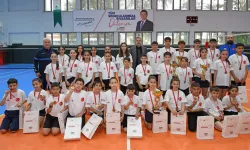 Osmangazi Belediyespor'dan badmintonda tarihi başarı