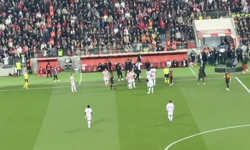 Son dakika... Samsunspor, Galatasarayı 4-1 mağlup etti...