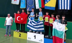 Balkanlar'dan milli formayla madalyalarla döndü