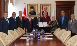 Bursa İnegöl'e sağlık ve eğitim alanında iki yeni yatırım... Bağış protokolleri imzalandı
