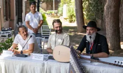 İzmir Bornova'da çalgı yapımının büyüsü yaşandı