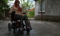 Malatya Büyükşehir'den akülü sandalye desteği