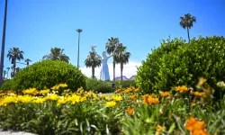 Mersin'de kent estetiğine yaz dokunuşu