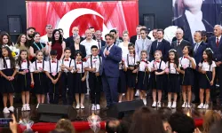 Sakarya Maarif Orkestrası ve Öğrenci Korosu Konseri büyük ilgi gördü