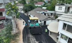 Bursa Karacabey'in Yenikaraağaç Mahallesi'nde yollar yenileniyor