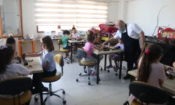 Bursa Osmangazi'de çocuklar doğayı sanata işliyor