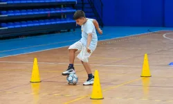 İstanbul Maltepe'de futsal ve masa tenisi dersleri başladı