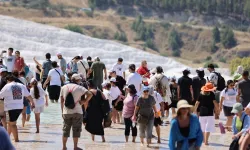 Satranç sporcuları Pamukkale ve Hierapolis'i keşfetti