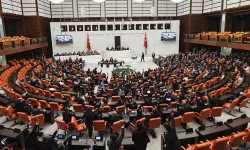 TBMM'de öğrenci affı teklifinde ilk 13 madde kabul edildi... Akademik sahteciliğe ağır yaptırım