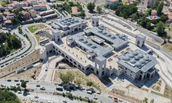 Ankara'da Ulus'a modern dolmuş durakları
